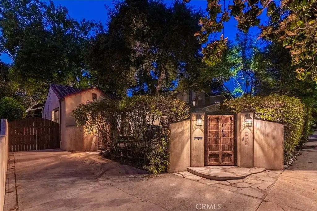 1839 N Michigan, Pasadena