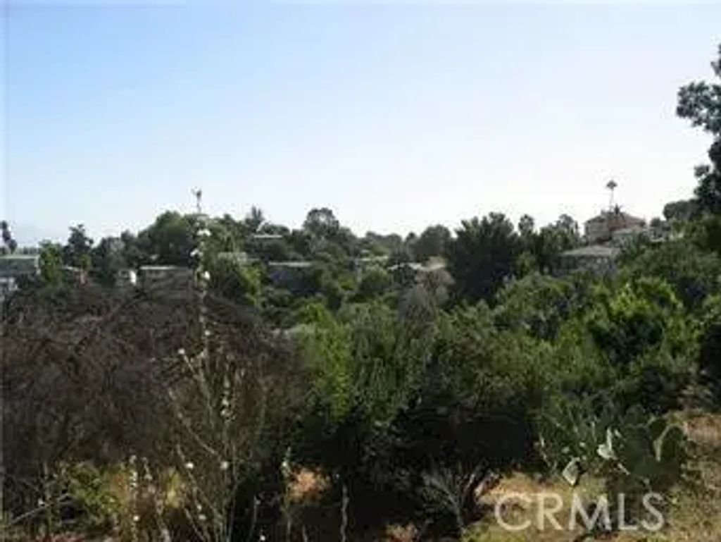 916 Alegre, Los Angeles