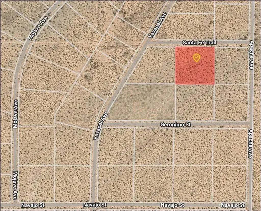 1111 Santa Fe, Adelanto