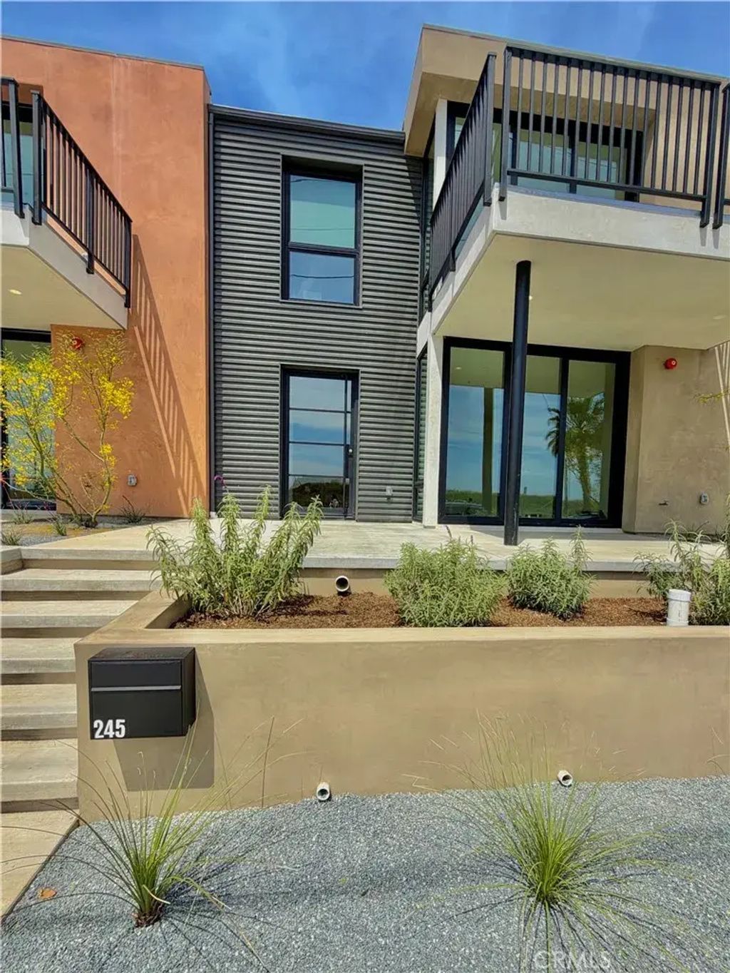 247 Seal Beach Boulevard, Seal Beach