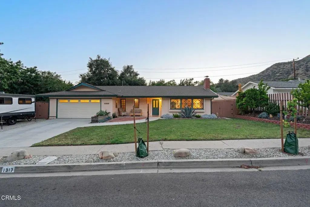 1317 Meadowbrook Road, Ojai