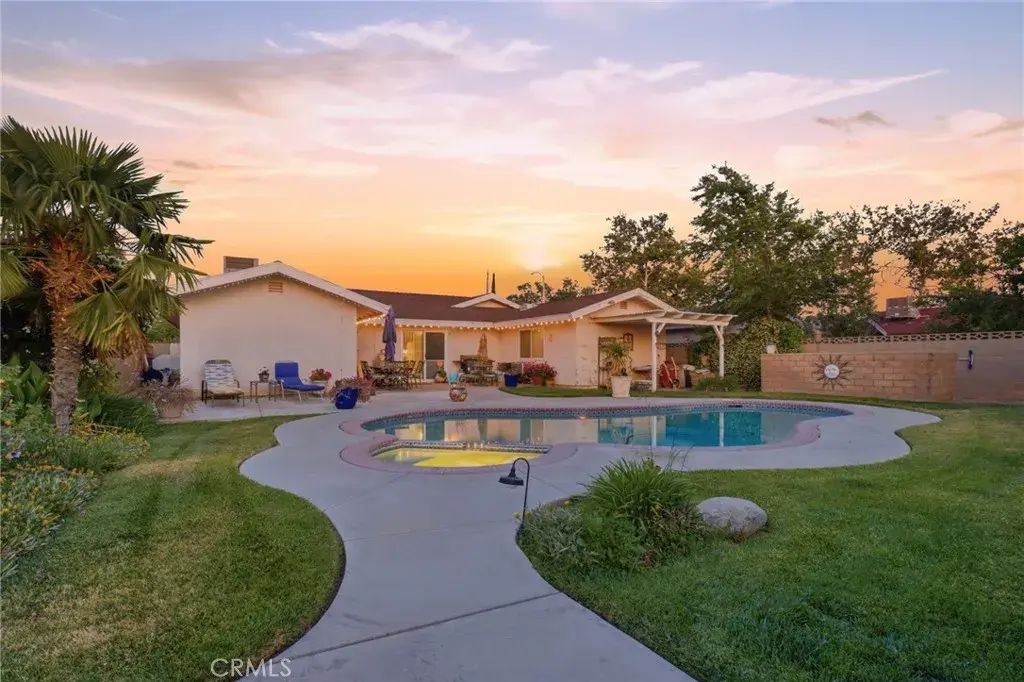 44933 Hanstead Avenue, Lancaster