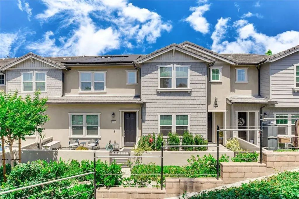 7310 Blue Sky, Whittier