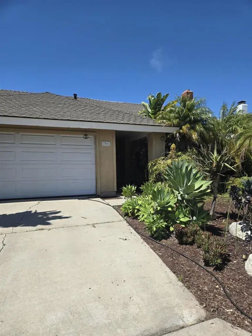 1744 Village Run North, Encinitas