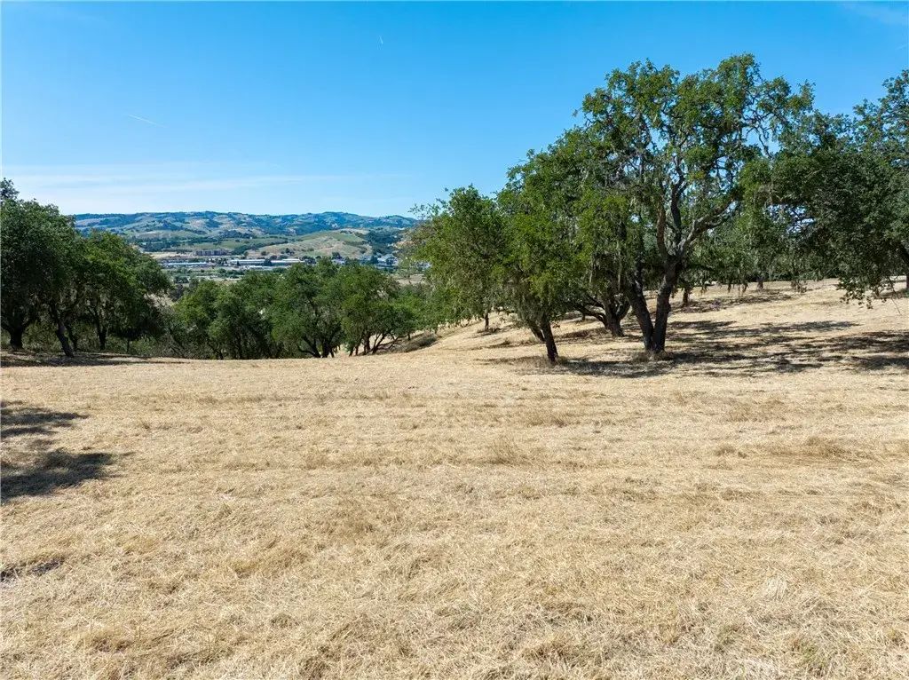 2255 Battering Rock, Templeton