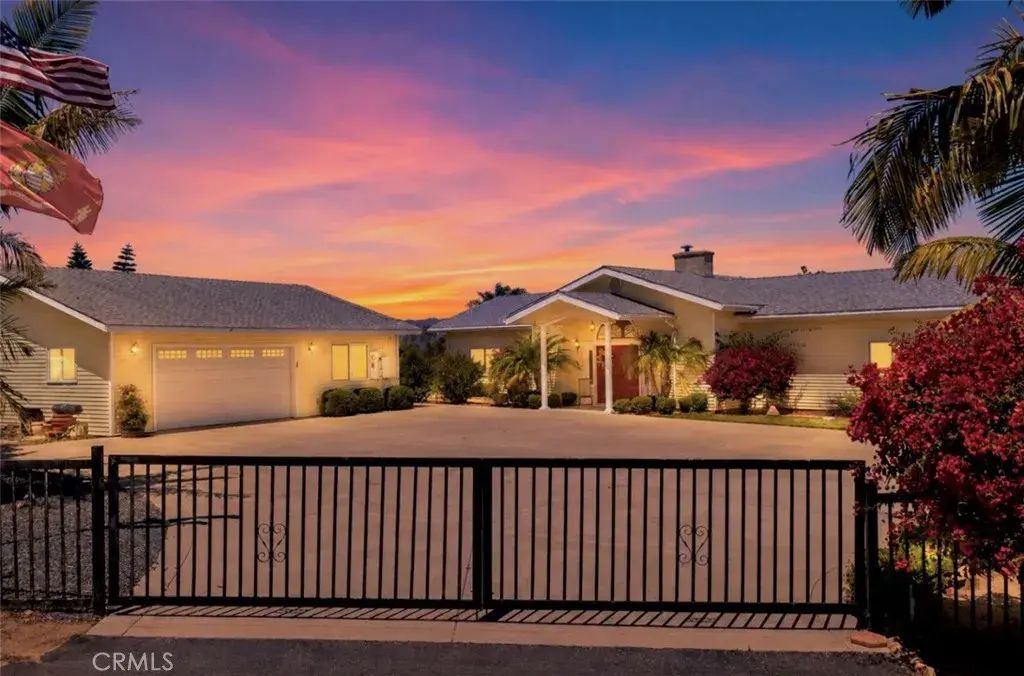 2713 E Mission, Fallbrook