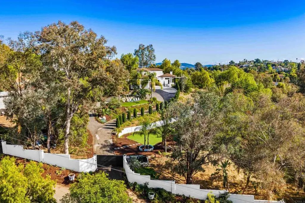 2143 Tierra Verde Road, Vista