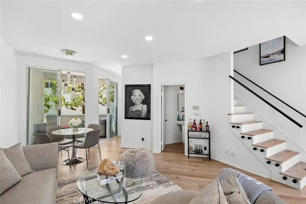 2101 E 15th 9, Newport Beach