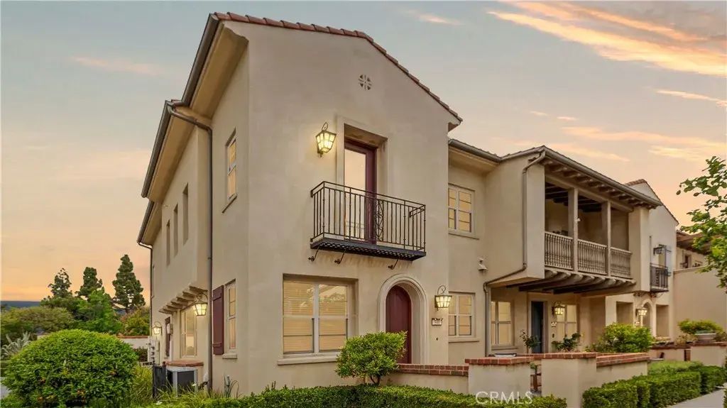 940 Heritage Court, Claremont