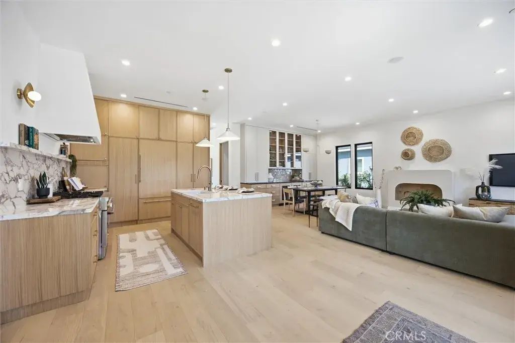 4221 Sunnyside Avenue, Los Angeles