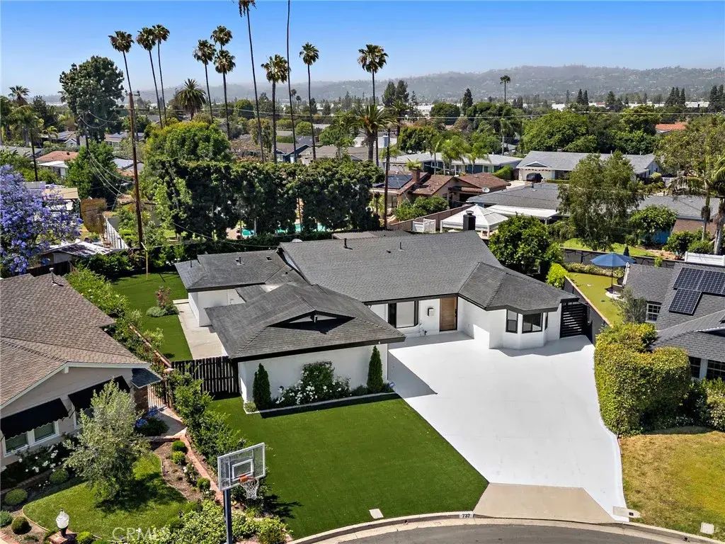 737 Paseo Place, Fullerton