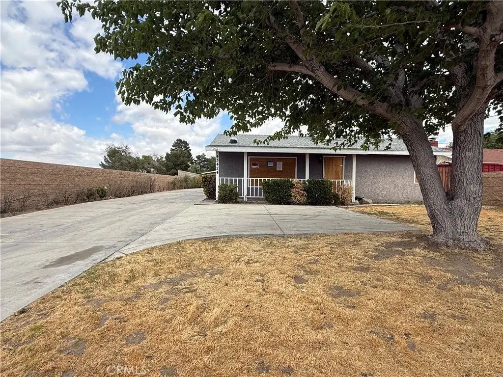 43424 20th Street W, Lancaster