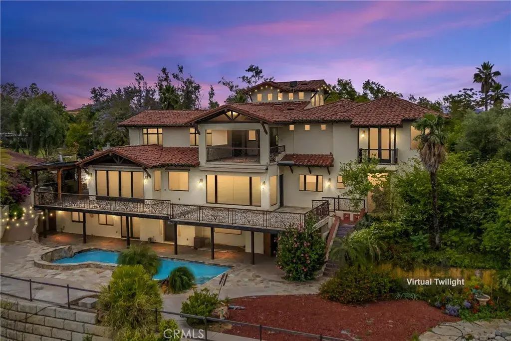 204 Saint Catherine, Redlands