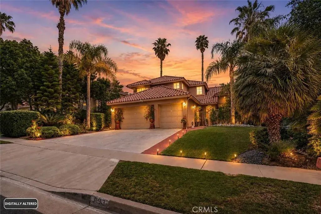 933 La Salle Circle, Corona