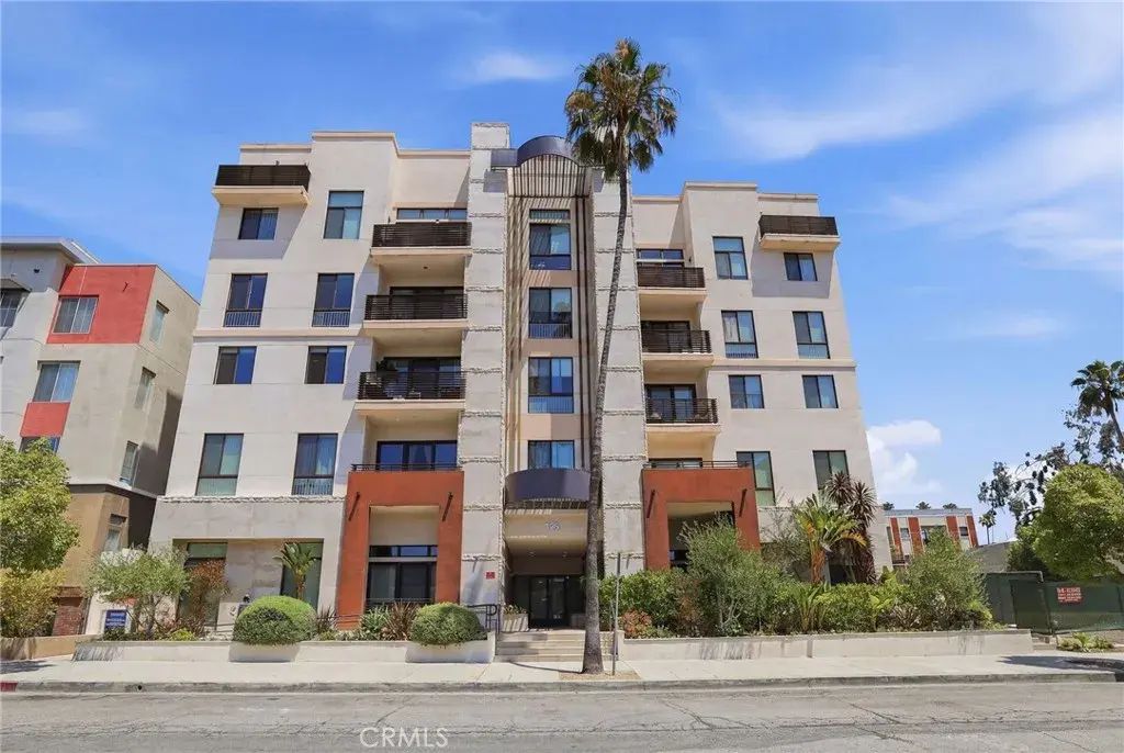118 S Kenwood Street 407, Glendale