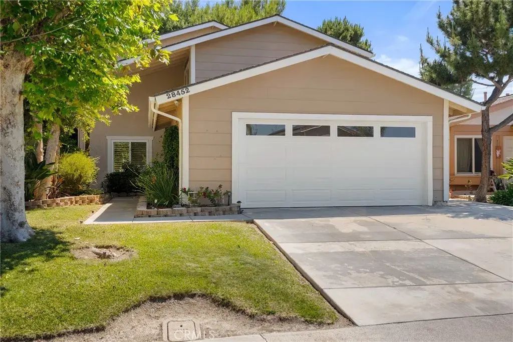 28452 Lorente, Mission Viejo