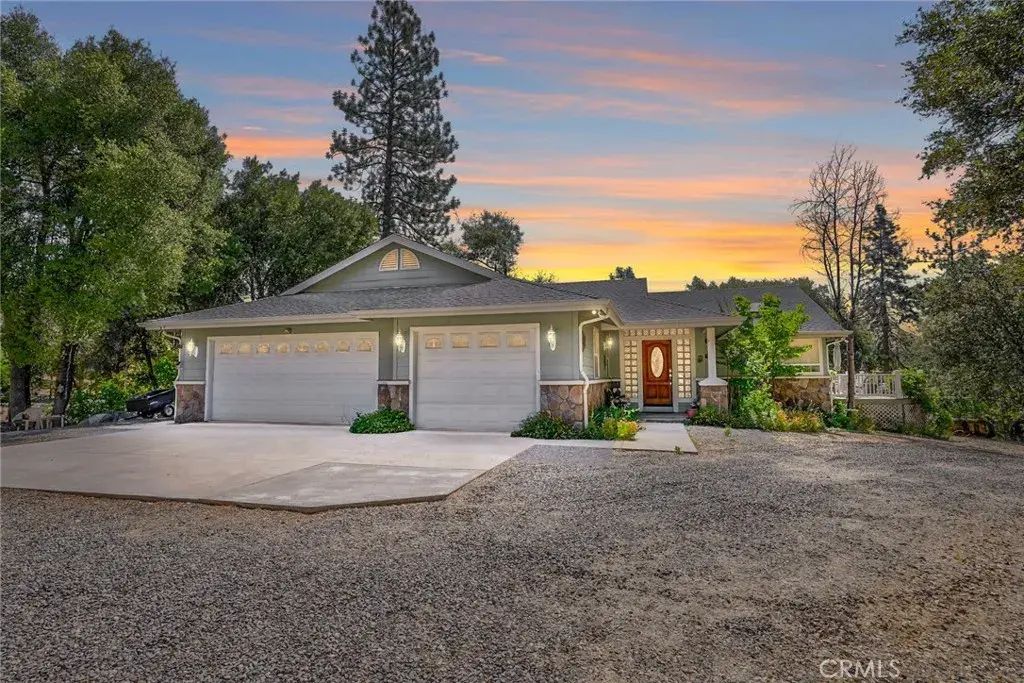 44550 Windsong Way, Ahwahnee