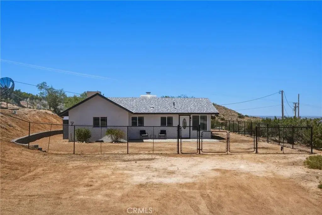 25735 Santa Rosa Road, Apple Valley