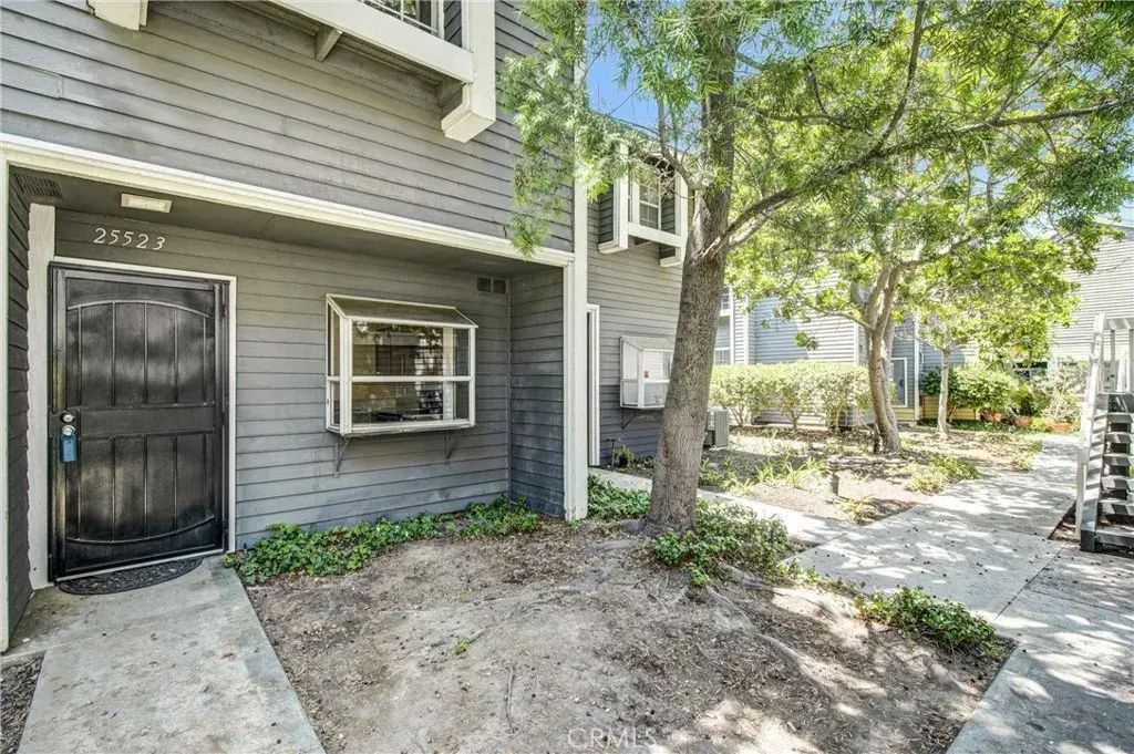25523 Pine Creek Lane, Wilmington
