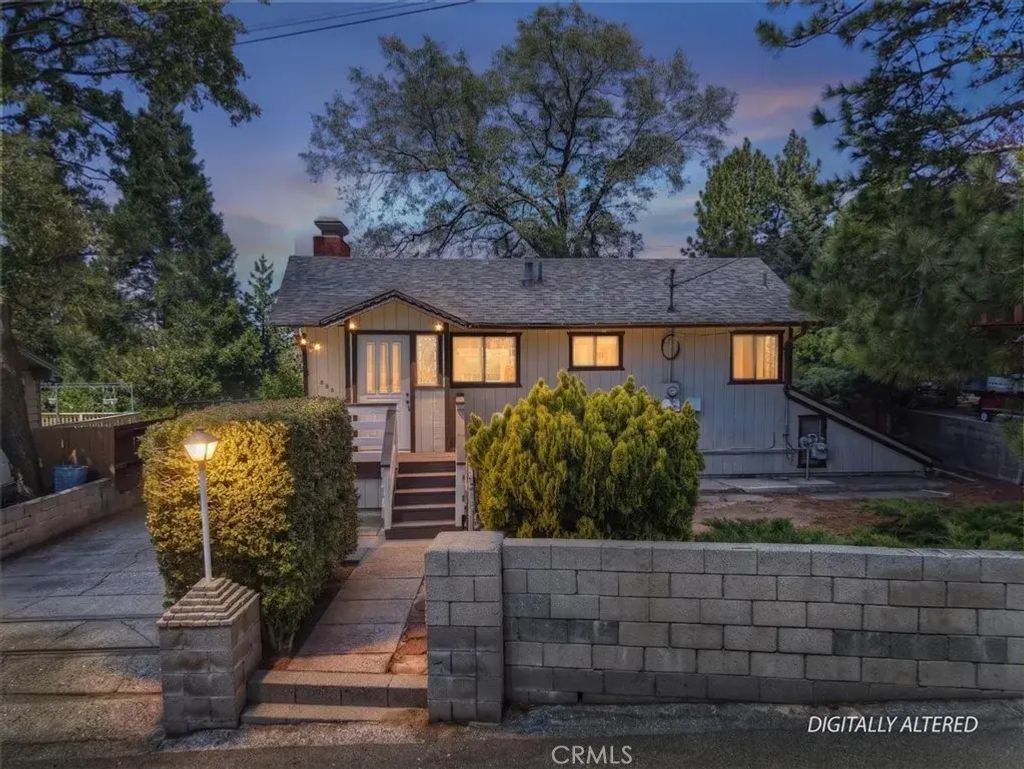 695 Arth Drive, Crestline