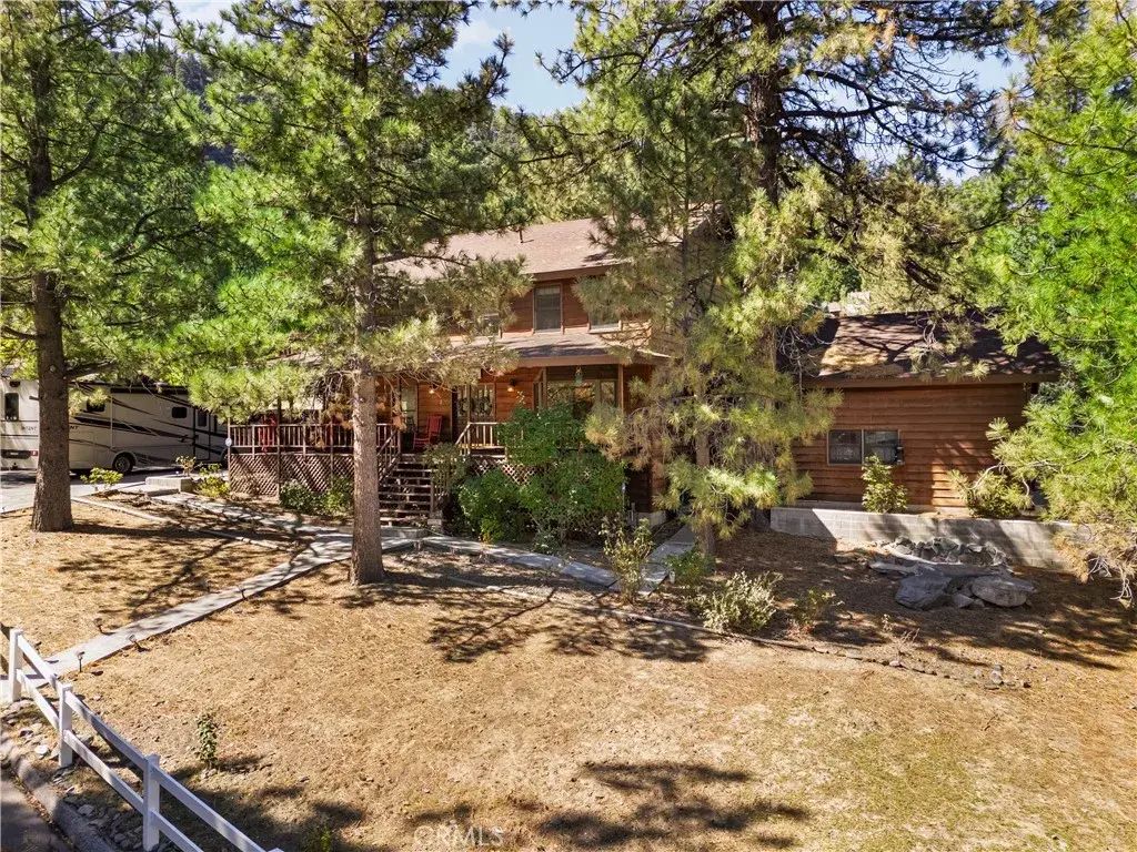 5420 Shirley, Wrightwood