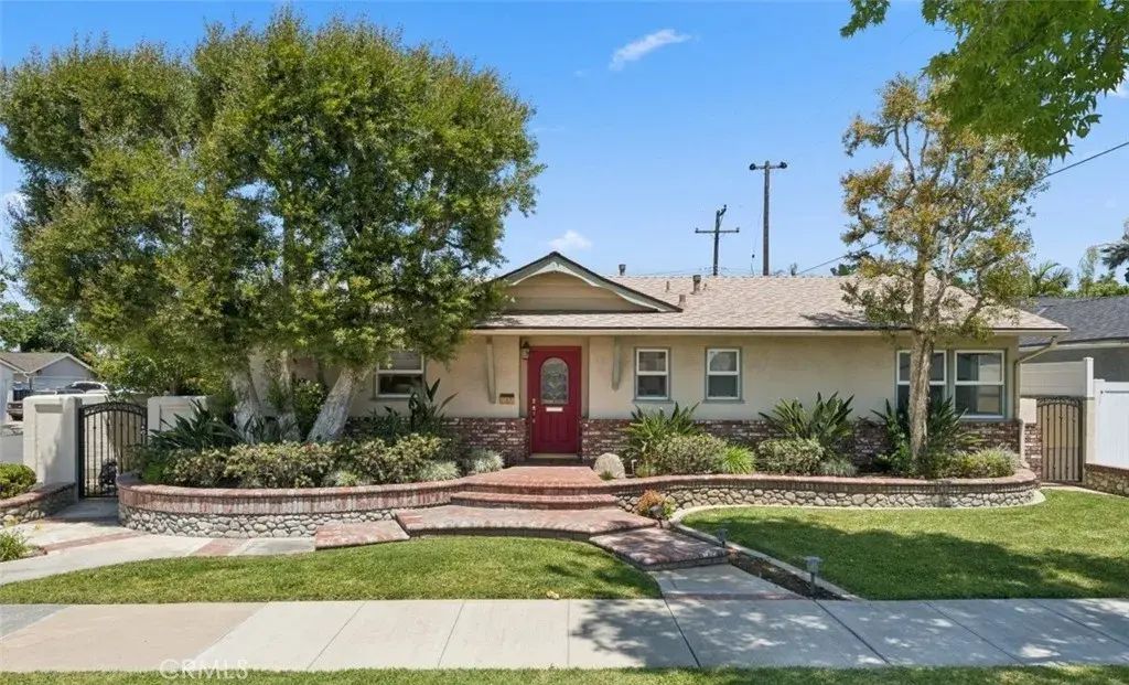 315 E Wilson, Orange