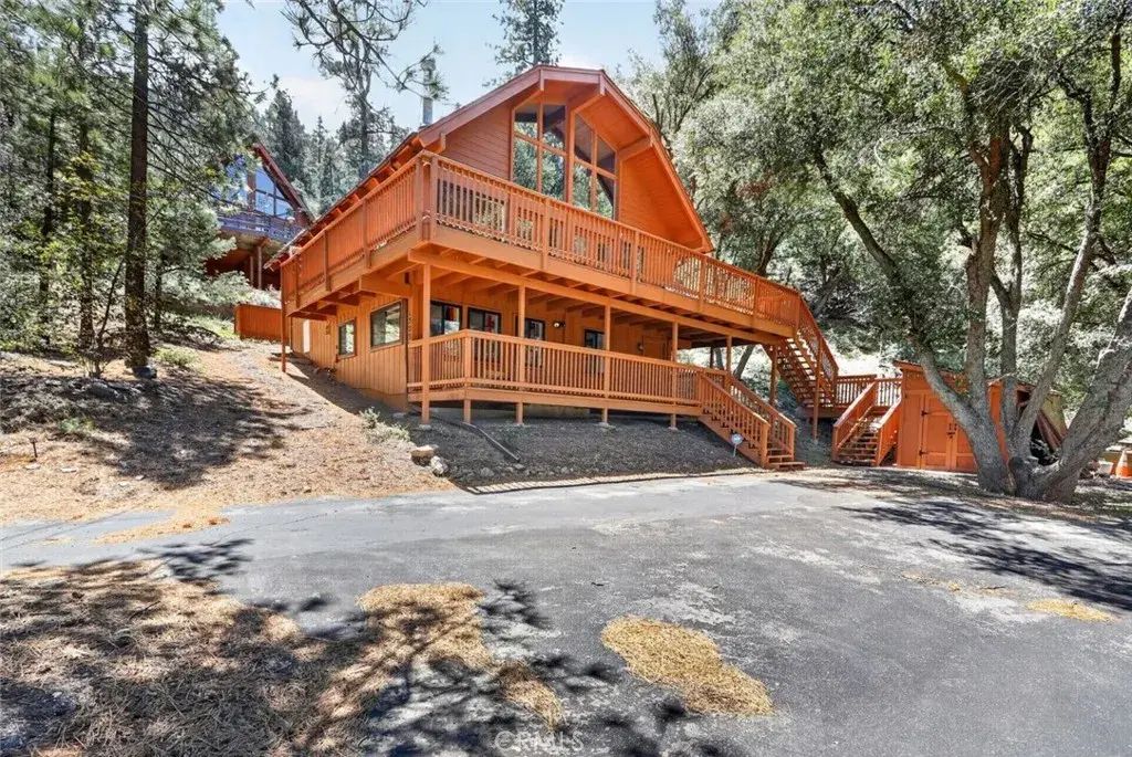 1523 Lassen Way, Pine Mountain Club