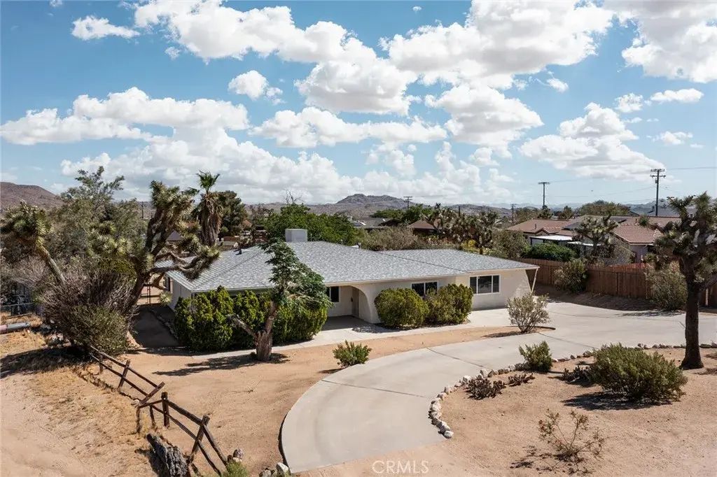 58390 Delano Trail, Yucca Valley