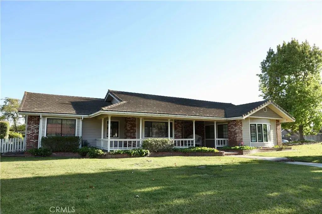 1340 Foxenwood Drive, Santa Maria