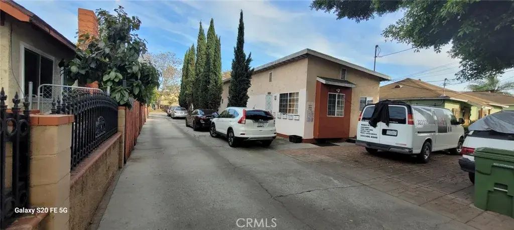 9320 Firth, Los Angeles