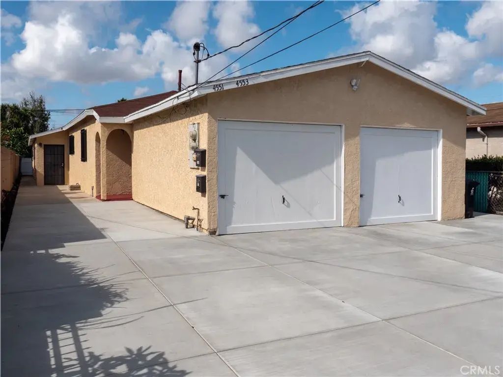 4553 W 162nd Street, Lawndale