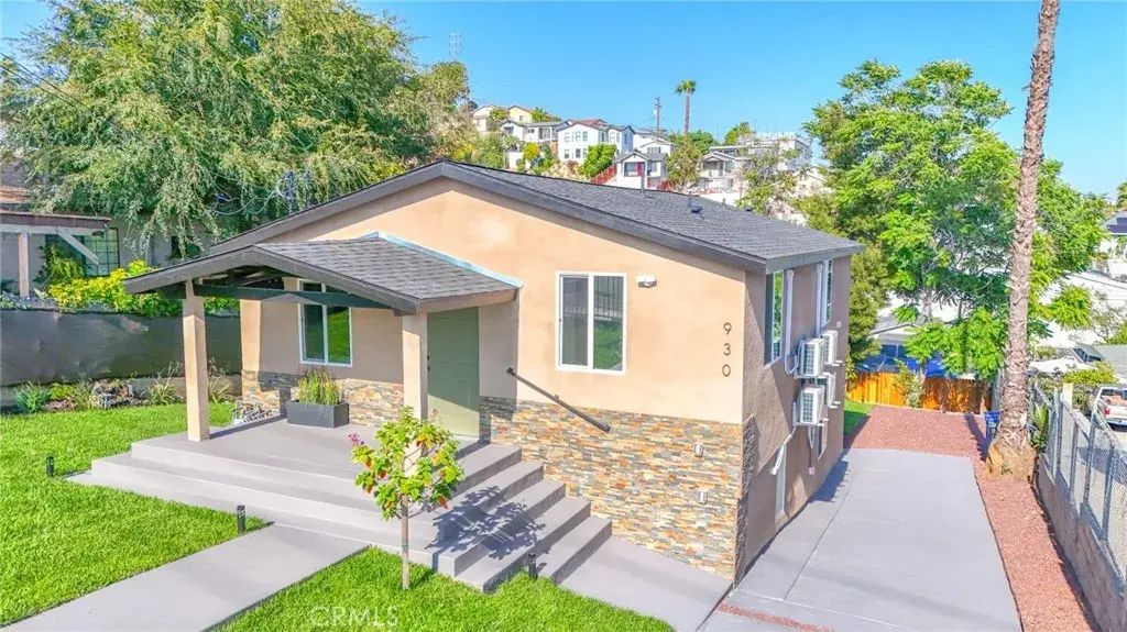 928--930 N Eastman, Los Angeles