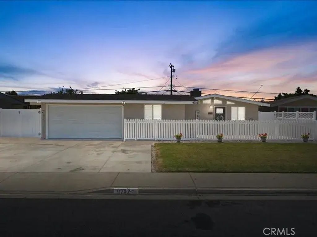 9702 Stonybrook Drive, Anaheim