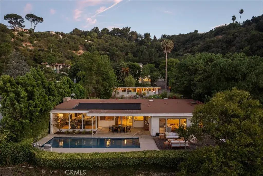 3511 Stonehill Place, Sherman Oaks