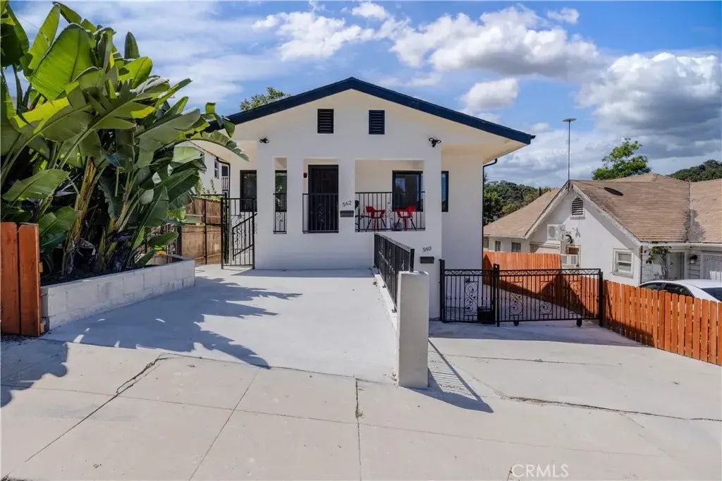 560 Coleman, Los Angeles