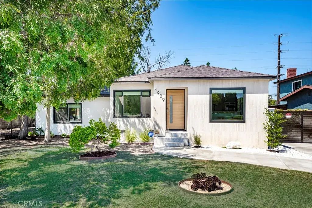 4939 Brayton, Long Beach
