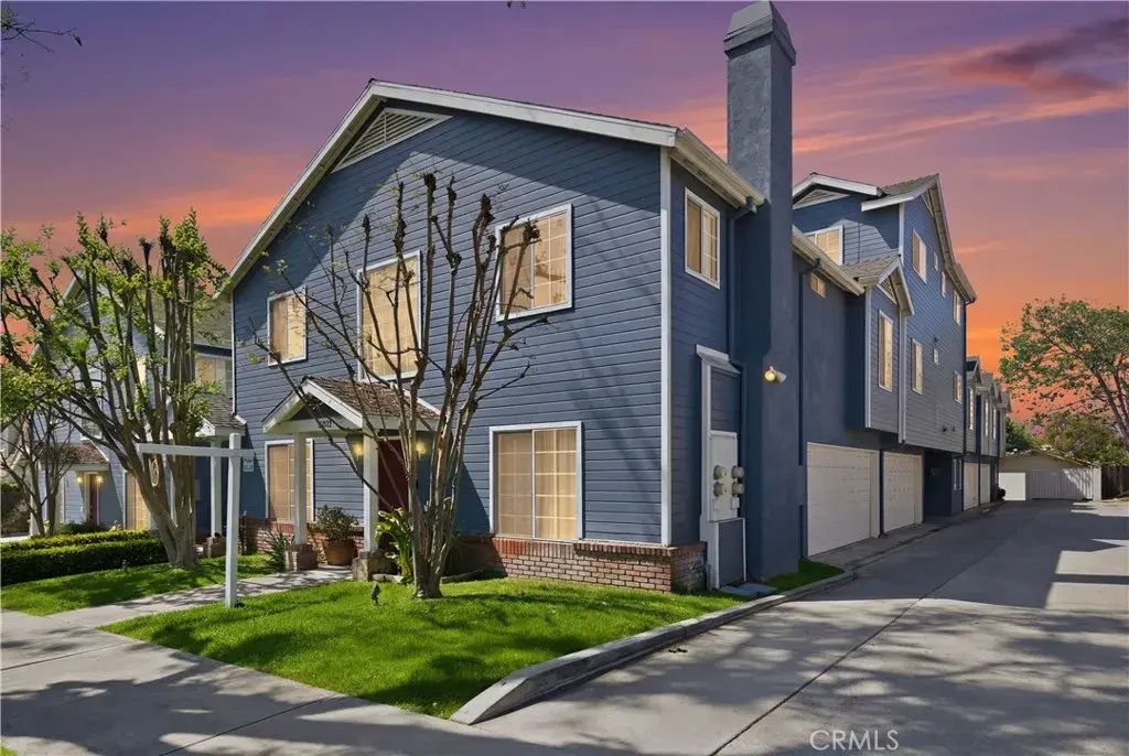 8317 College Avenue, Whittier