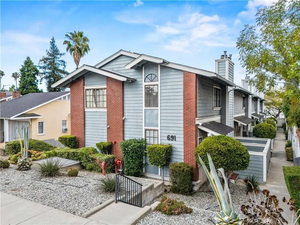 691 S Marengo 8, Pasadena
