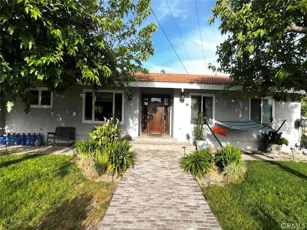 30204 Canoe, Canyon Country