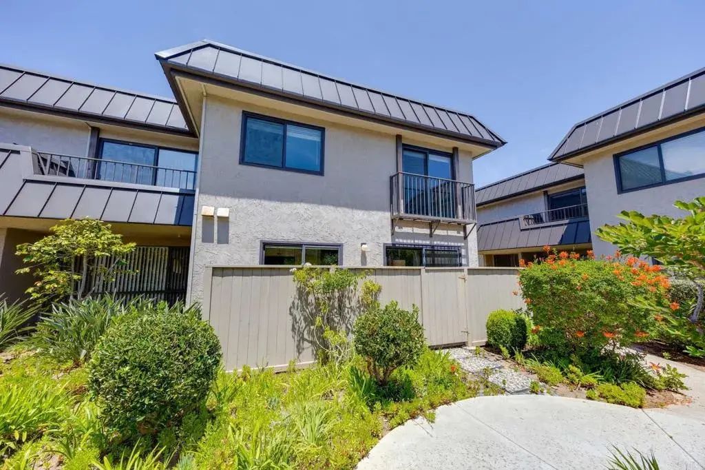 806 S Sierra Avenue, Solana Beach