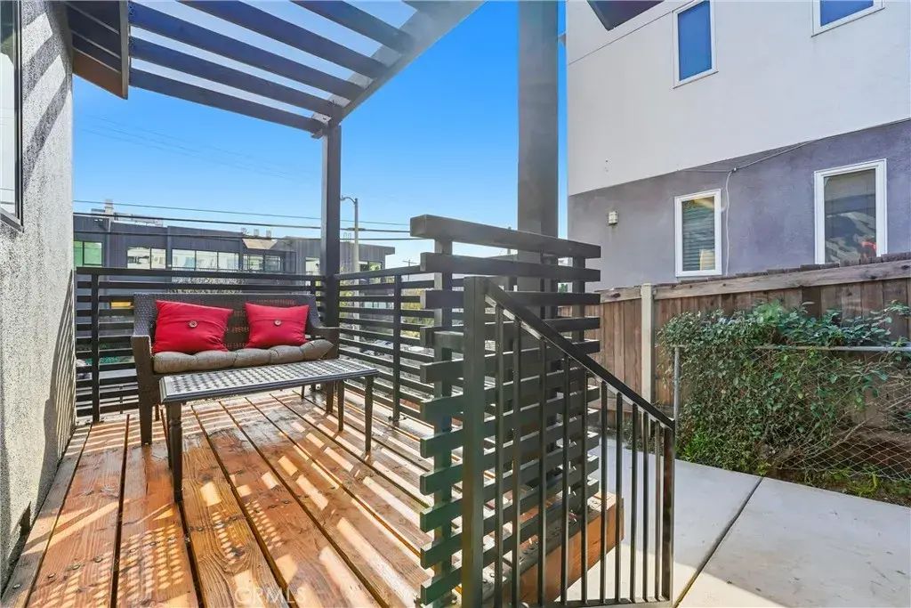 4523 Lexington Avenue, Los Angeles