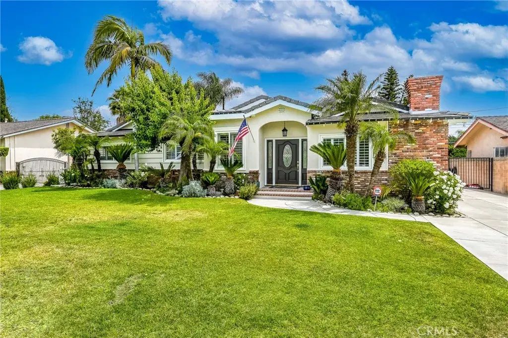 1506 Louise, Arcadia