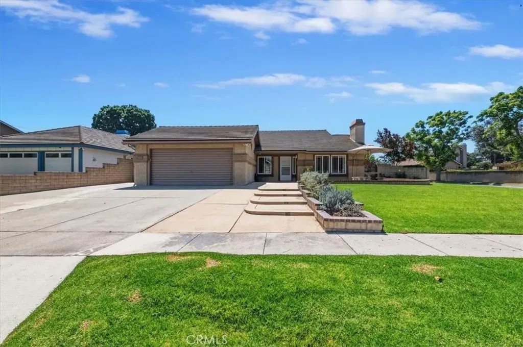 1309 Oxford Circle, Corona
