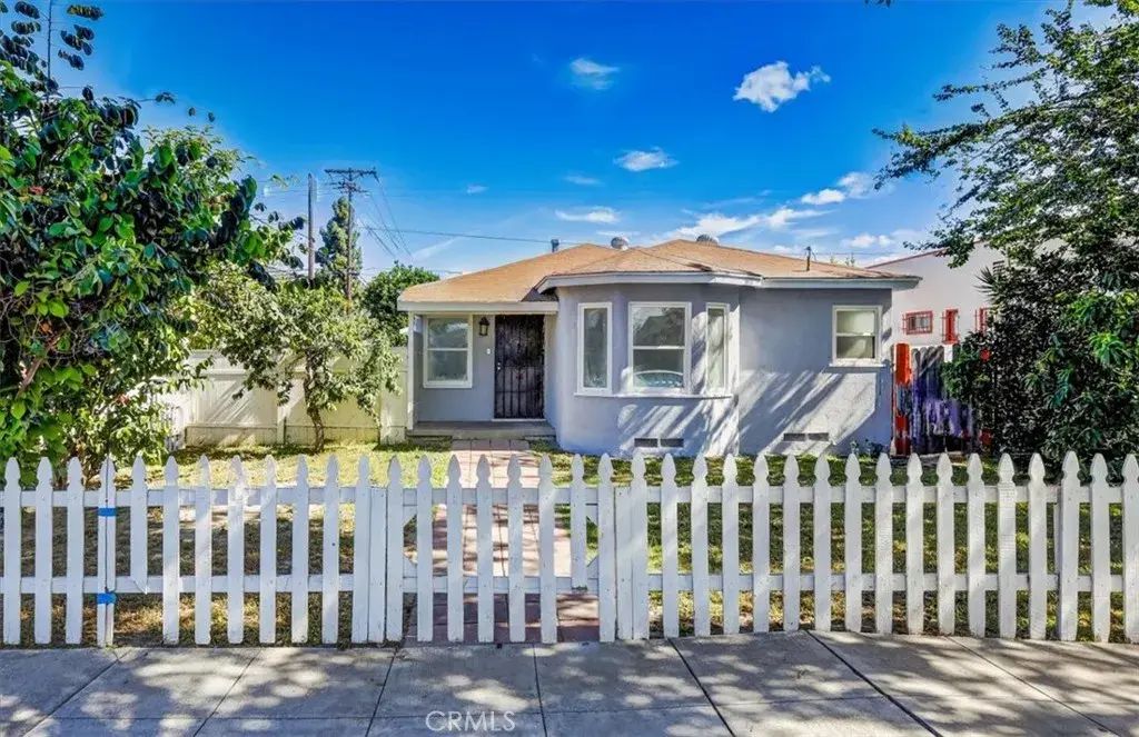 301 E Forhan Street, Long Beach