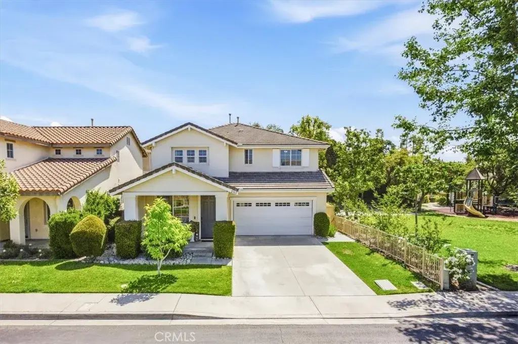 2862 Peppertree, Pomona
