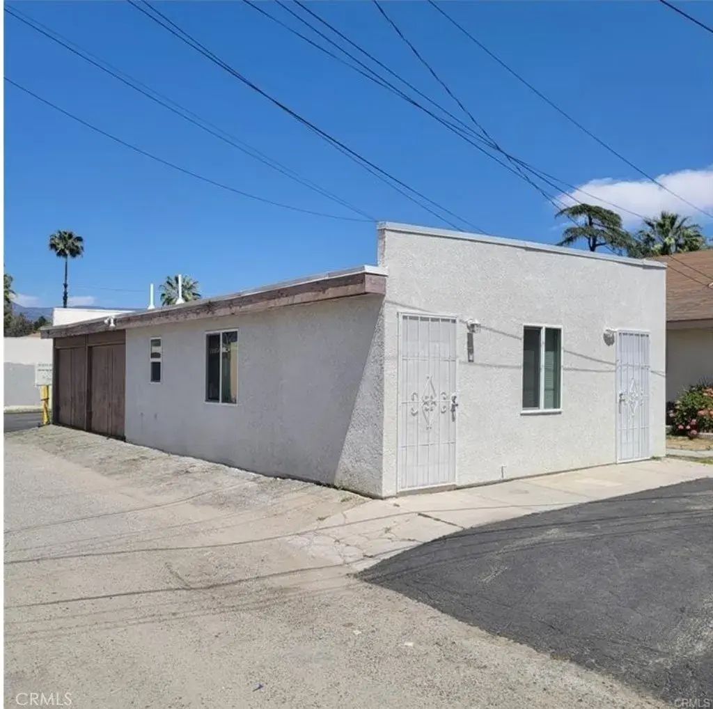 1013 Post Street E, Redlands