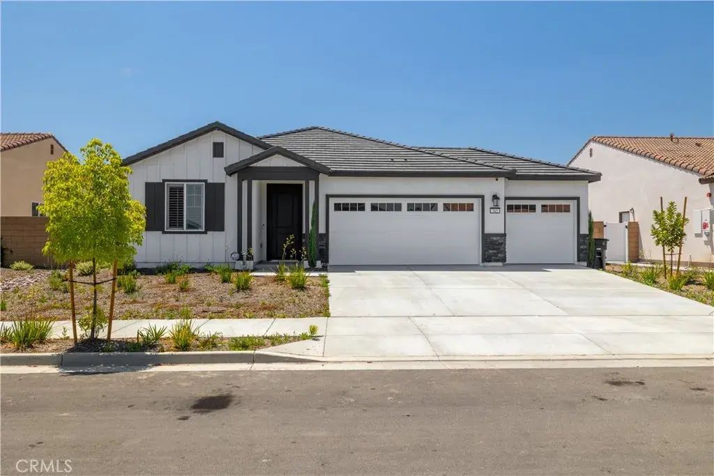 345 Charlton Street, Perris