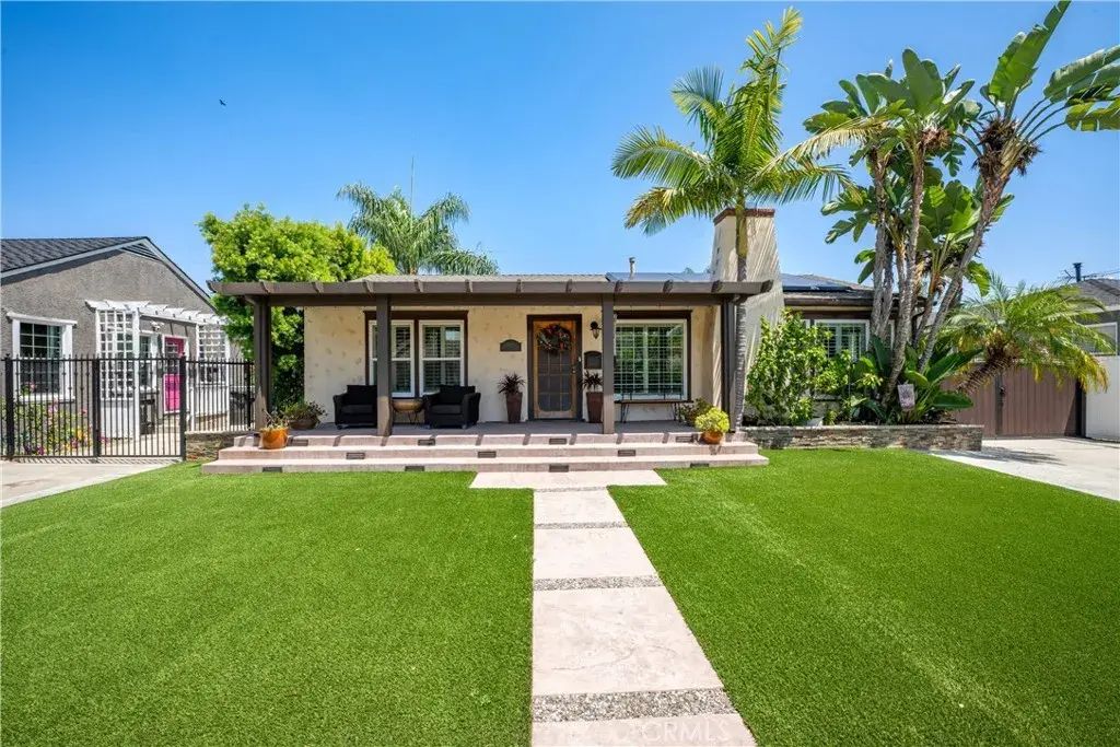 3424 Montair Avenue, Long Beach