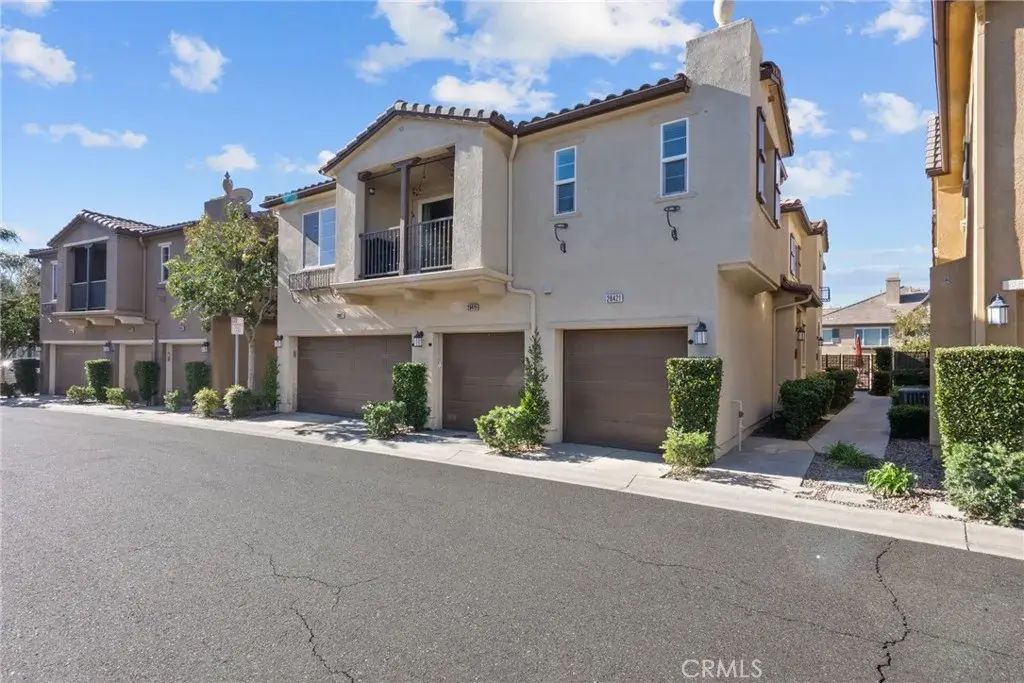 28421 Santa Rosa, Saugus