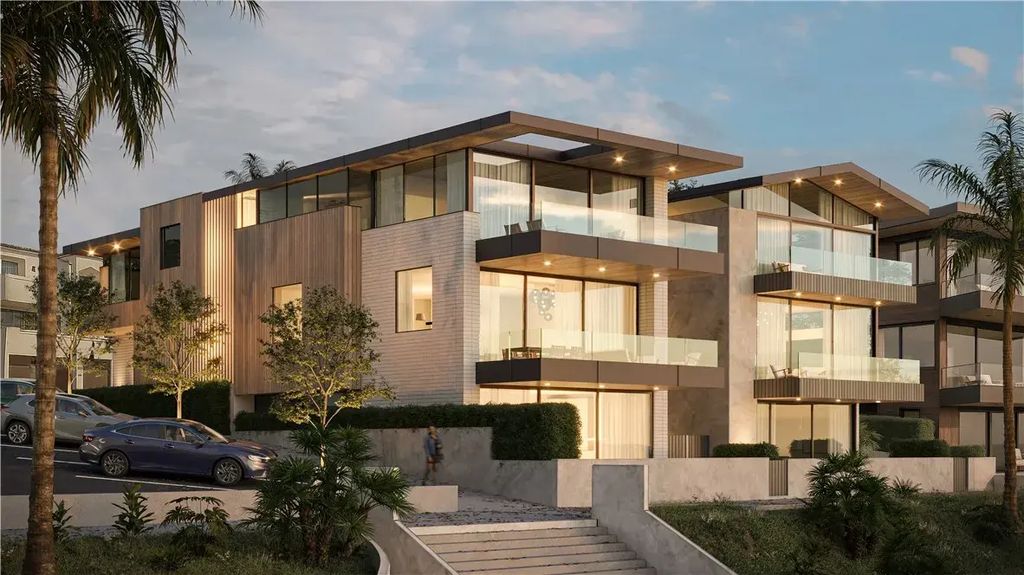 2114 The Strand, Manhattan Beach